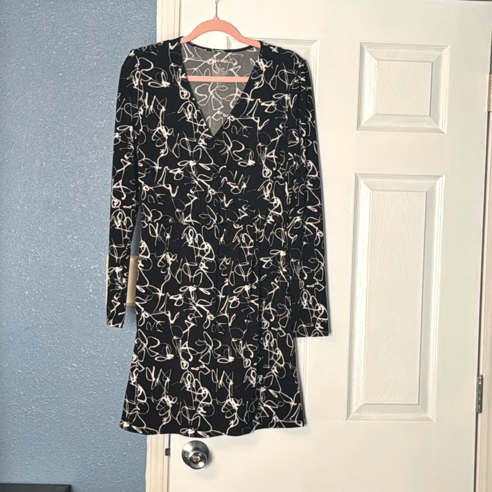 Black and white Nine West dress